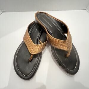 Donald Pliner Gara Embossed Thong Sandal Sz 10M